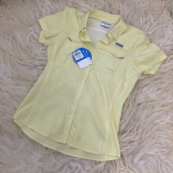 Columbia Tops - COLUMBIA Short Sleeve Button-Up Top